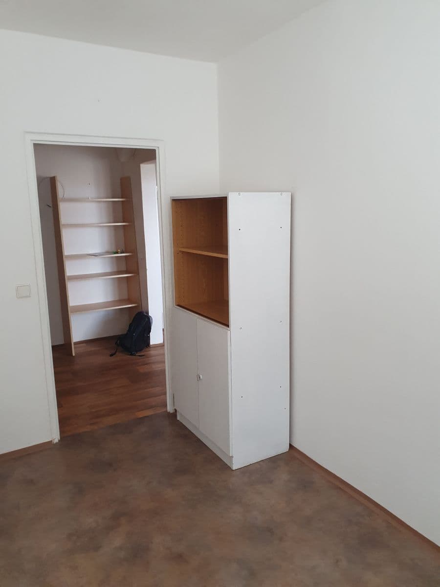 Pronájem bytu 2+kk 40 m², Valtická, Brno, Jihomoravský kraj Pronájem bytu 2+kk 40 m², Valtická, Brno, Jihomoravský kraj