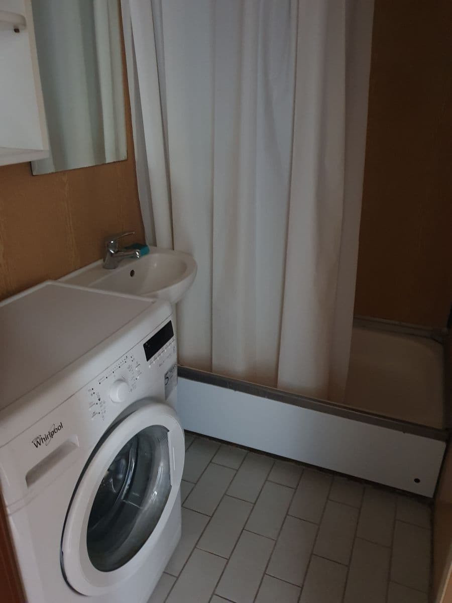 Pronájem bytu 2+kk 40 m², Valtická, Brno, Jihomoravský kraj Pronájem bytu 2+kk 40 m², Valtická, Brno, Jihomoravský kraj