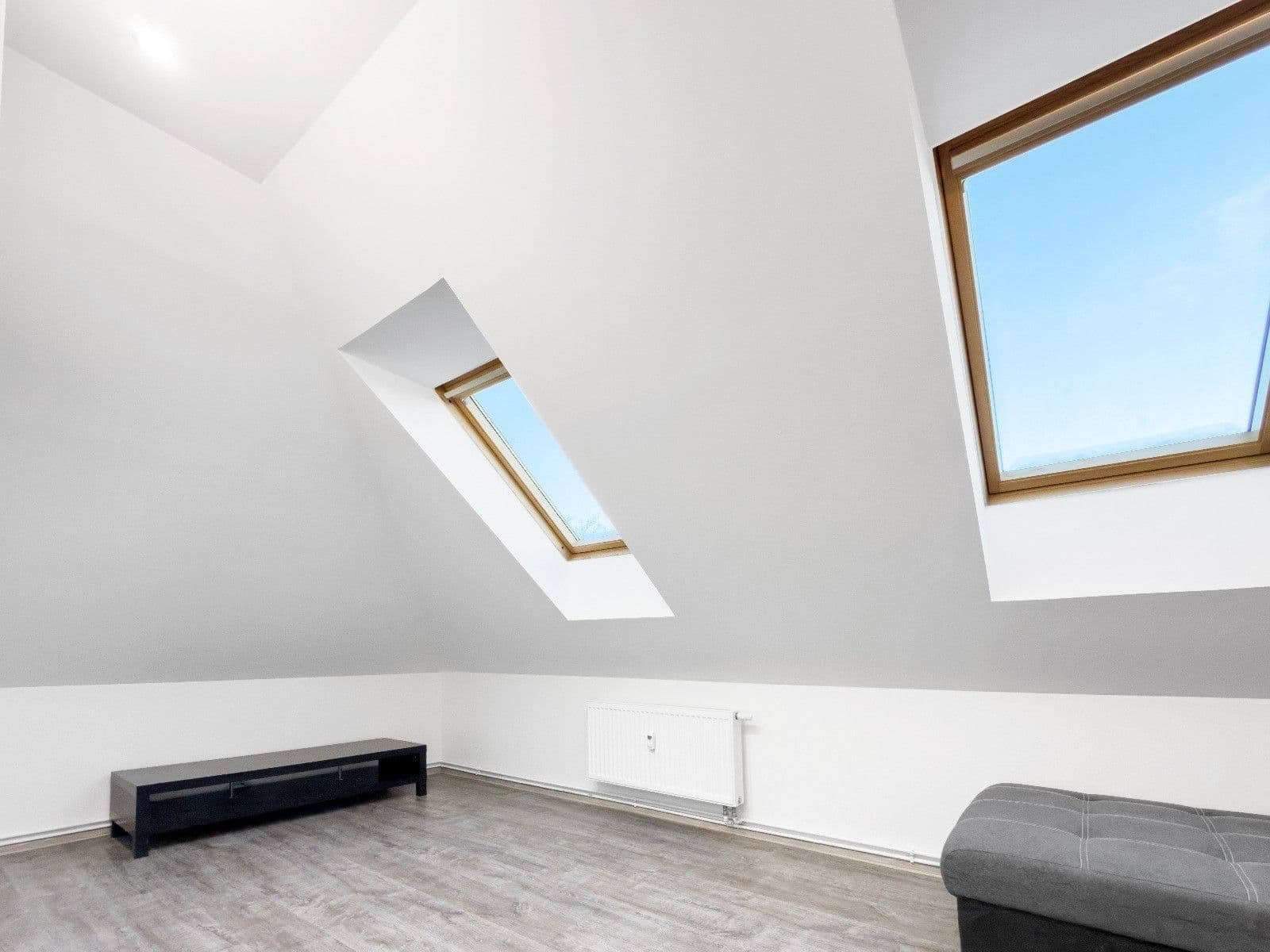 Pronájem bytu 3+1 75 m², Školní, Rybitví, Pardubický kraj Pronájem bytu 3+1 75 m², Školní, Rybitví, Pardubický kraj