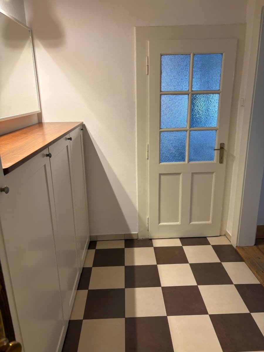 Pronájem bytu 1+kk 35 m², Rostislavova, Praha, Praha Pronájem bytu 1+kk 35 m², Rostislavova, Praha, Praha