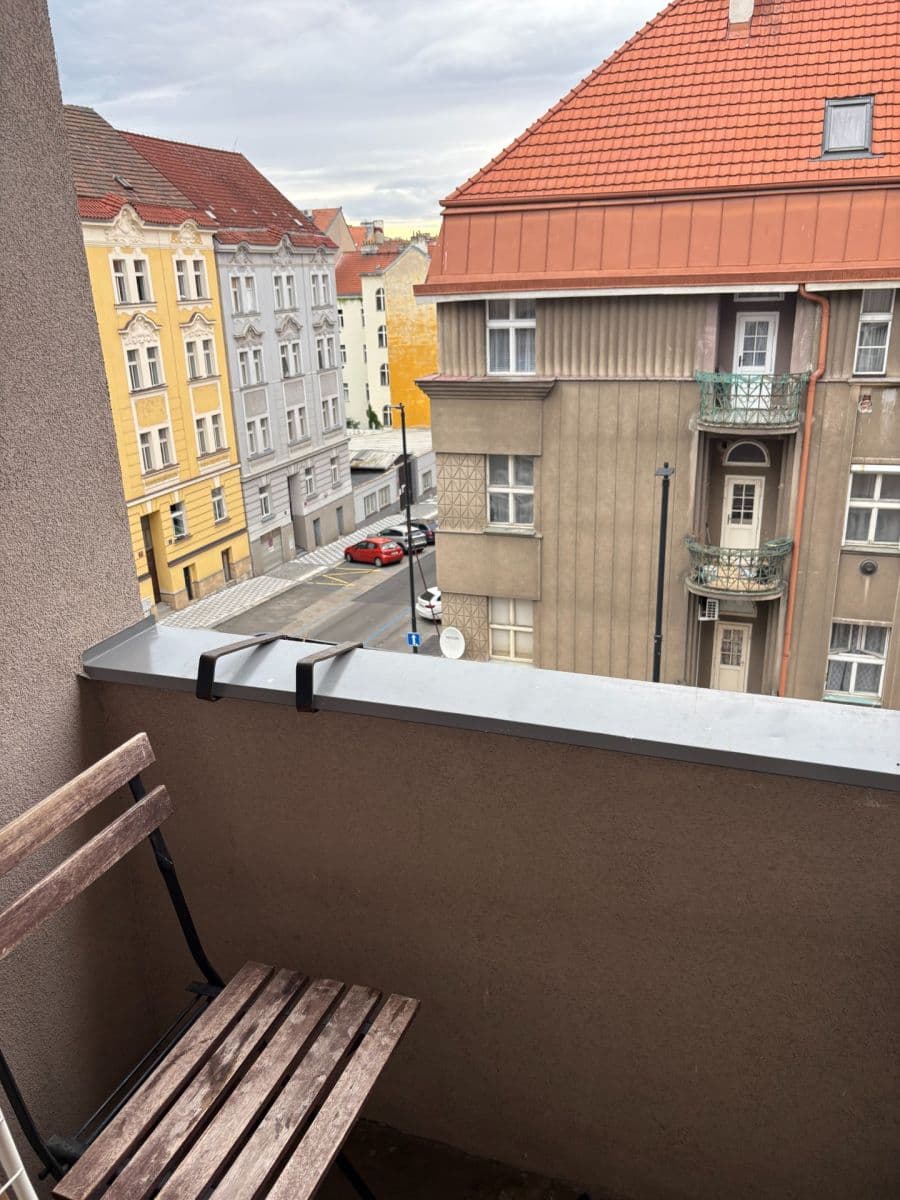 Pronájem bytu 1+kk 35 m², Rostislavova, Praha, Praha Pronájem bytu 1+kk 35 m², Rostislavova, Praha, Praha