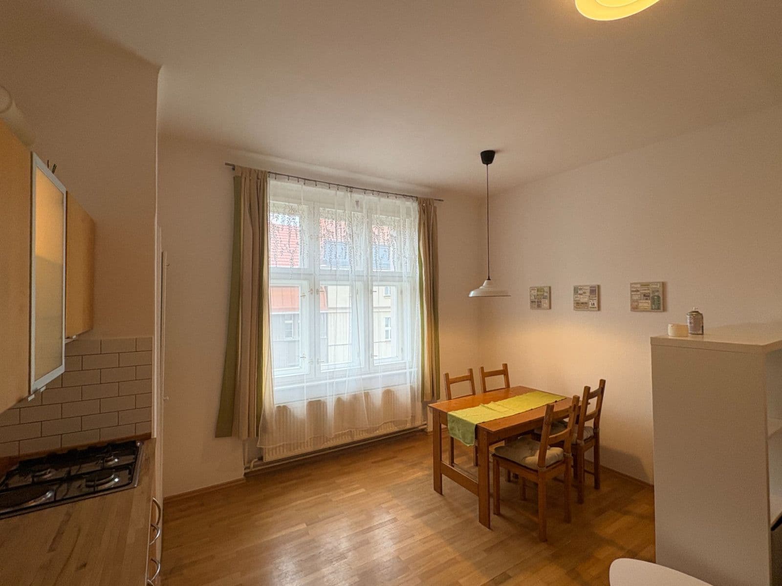 Pronájem bytu 1+kk 35 m², Rostislavova, Praha, Praha Pronájem bytu 1+kk 35 m², Rostislavova, Praha, Praha
