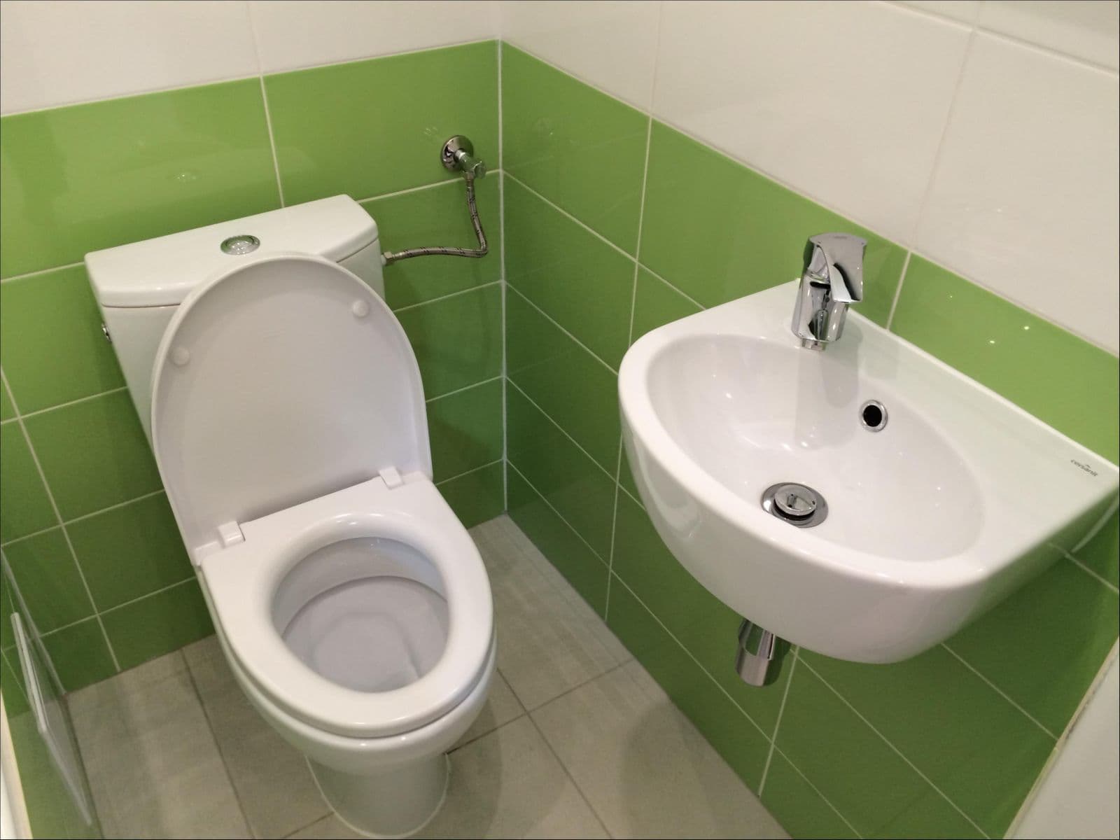 Pronájem bytu 2+1 54 m², Mojmírova, Praha, Praha Pronájem bytu 2+1 54 m², Mojmírova, Praha, Praha