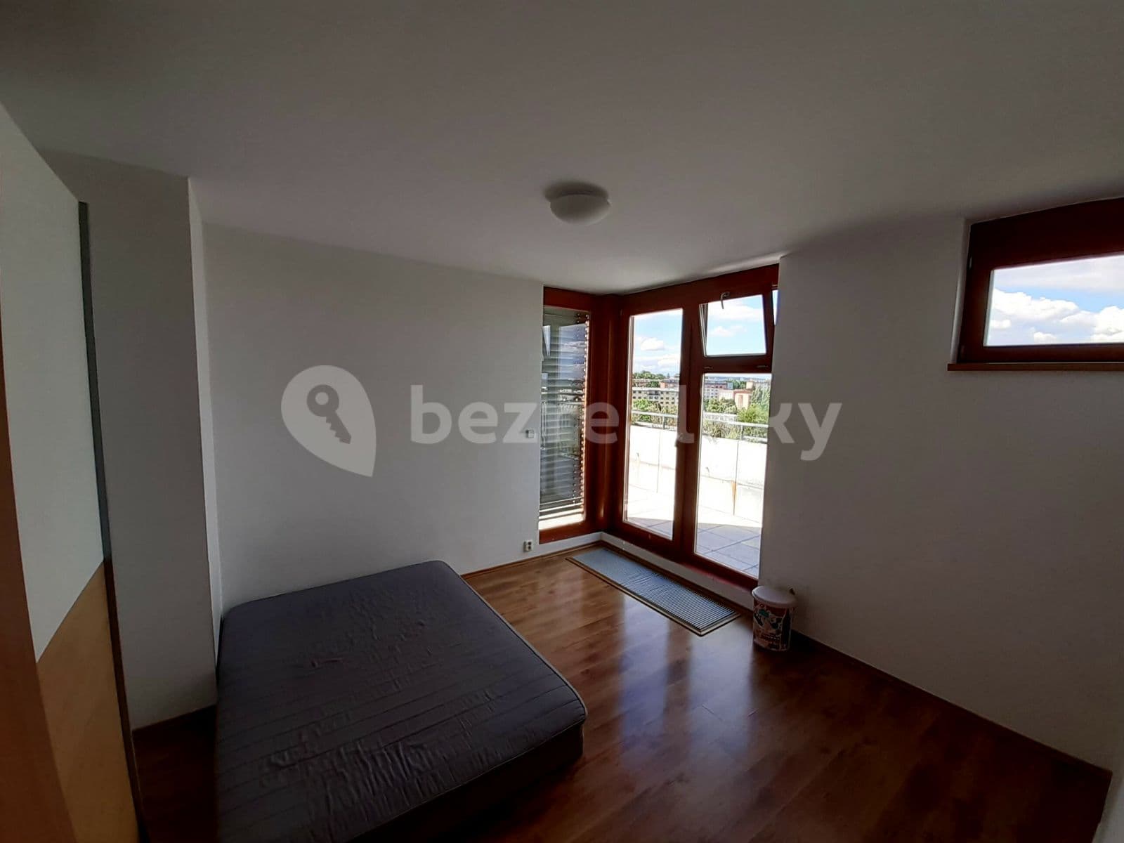Pronájem bytu 3+kk 101 m², Pod lipami, Praha, Praha Pronájem bytu 3+kk 101 m², Pod lipami, Praha, Praha