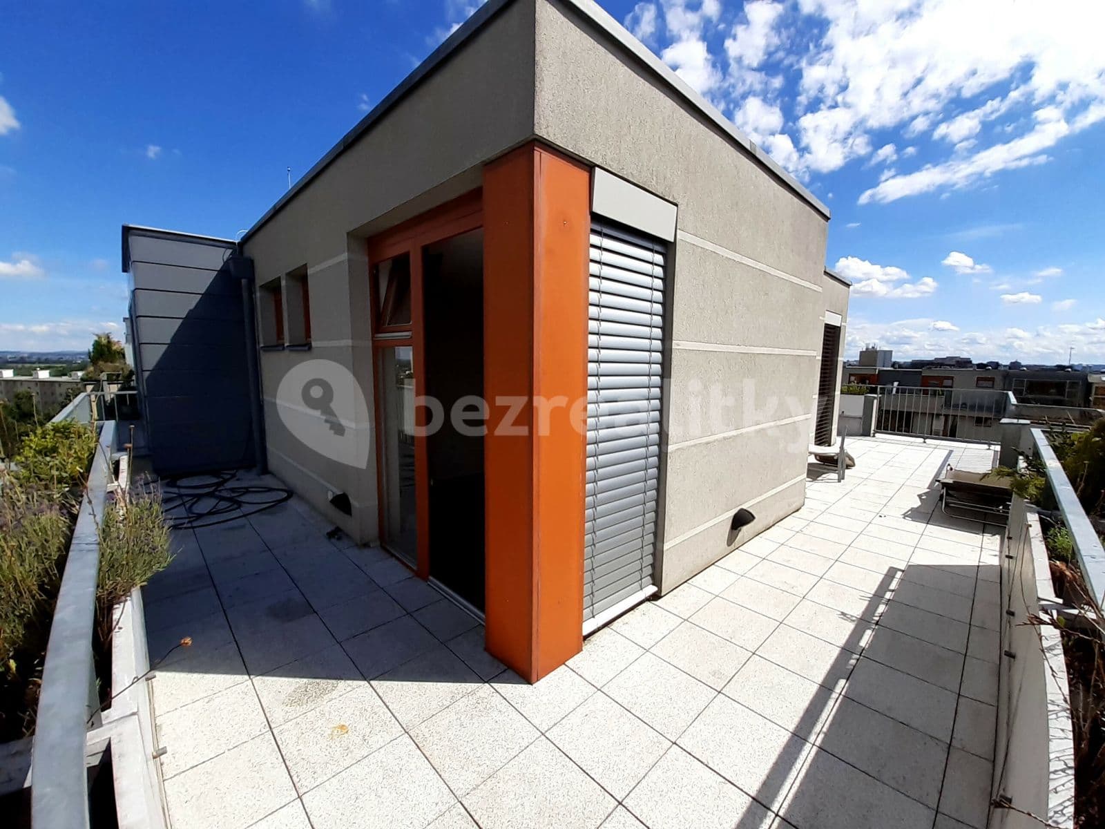 Pronájem bytu 3+kk 101 m², Pod lipami, Praha, Praha Pronájem bytu 3+kk 101 m², Pod lipami, Praha, Praha