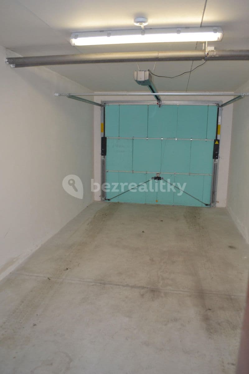 Pronájem garáže 17 m², Plhovská, Praha, Praha Pronájem garáže 17 m², Plhovská, Praha, Praha