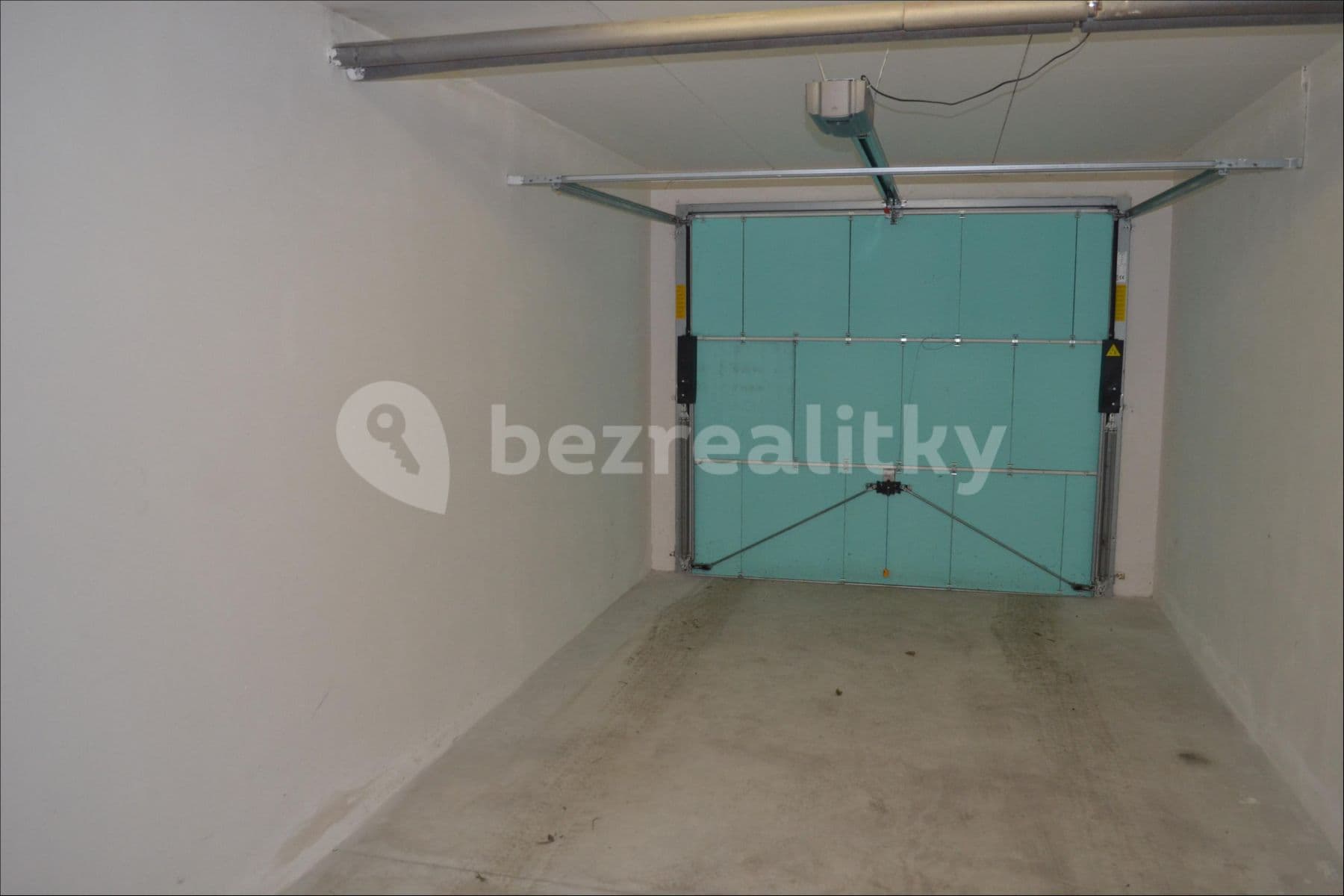 Pronájem garáže 17 m², Plhovská, Praha, Praha Pronájem garáže 17 m², Plhovská, Praha, Praha