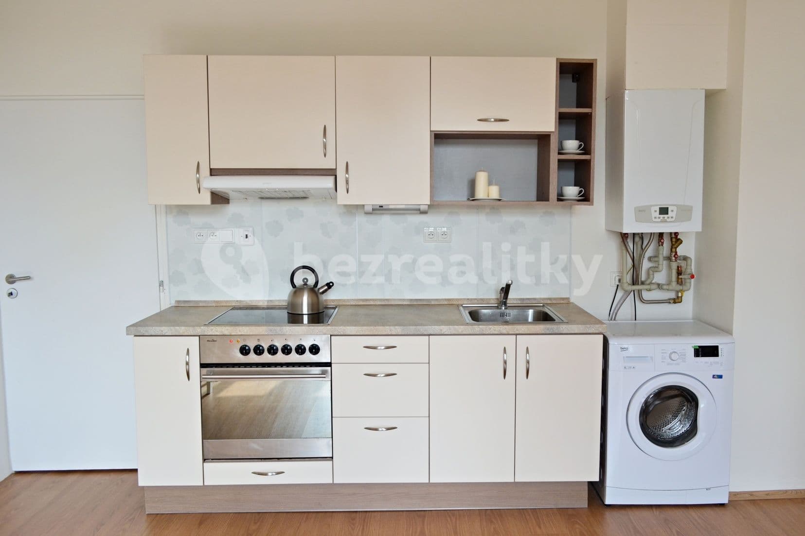 Pronájem bytu 2+kk 60 m², Plzeň, Plzeňský kraj Pronájem bytu 2+kk 60 m², Plzeň, Plzeňský kraj