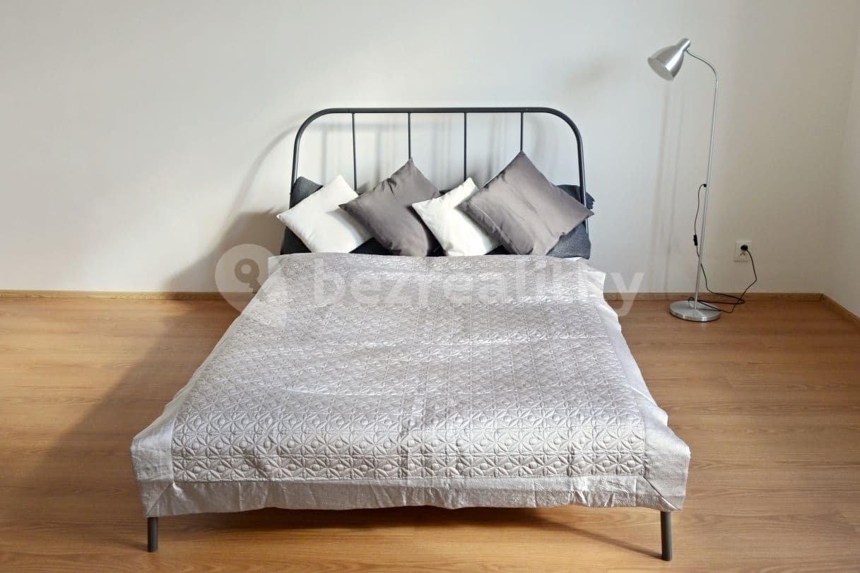 Pronájem bytu 2+kk 60 m², Plzeň, Plzeňský kraj Pronájem bytu 2+kk 60 m², Plzeň, Plzeňský kraj