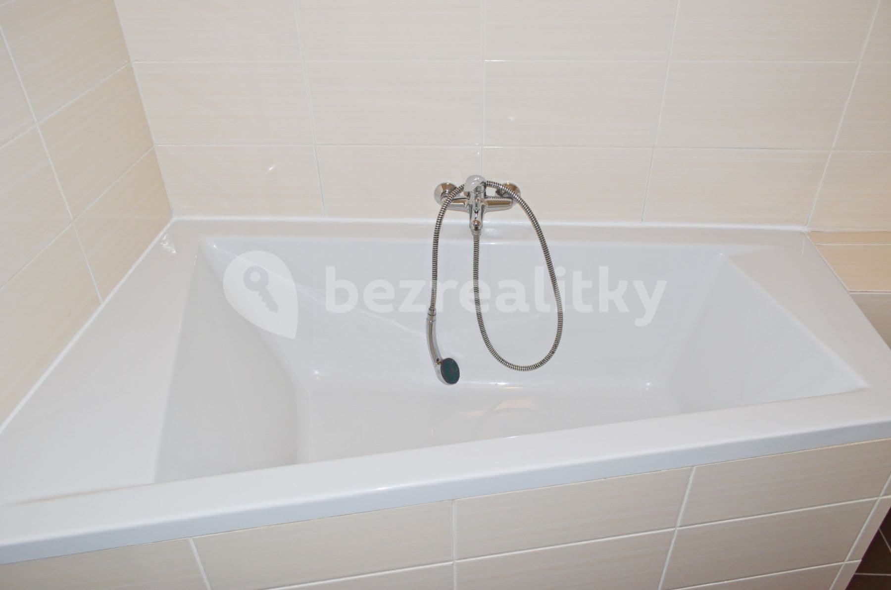 Pronájem bytu 2+kk 60 m², Plzeň, Plzeňský kraj Pronájem bytu 2+kk 60 m², Plzeň, Plzeňský kraj