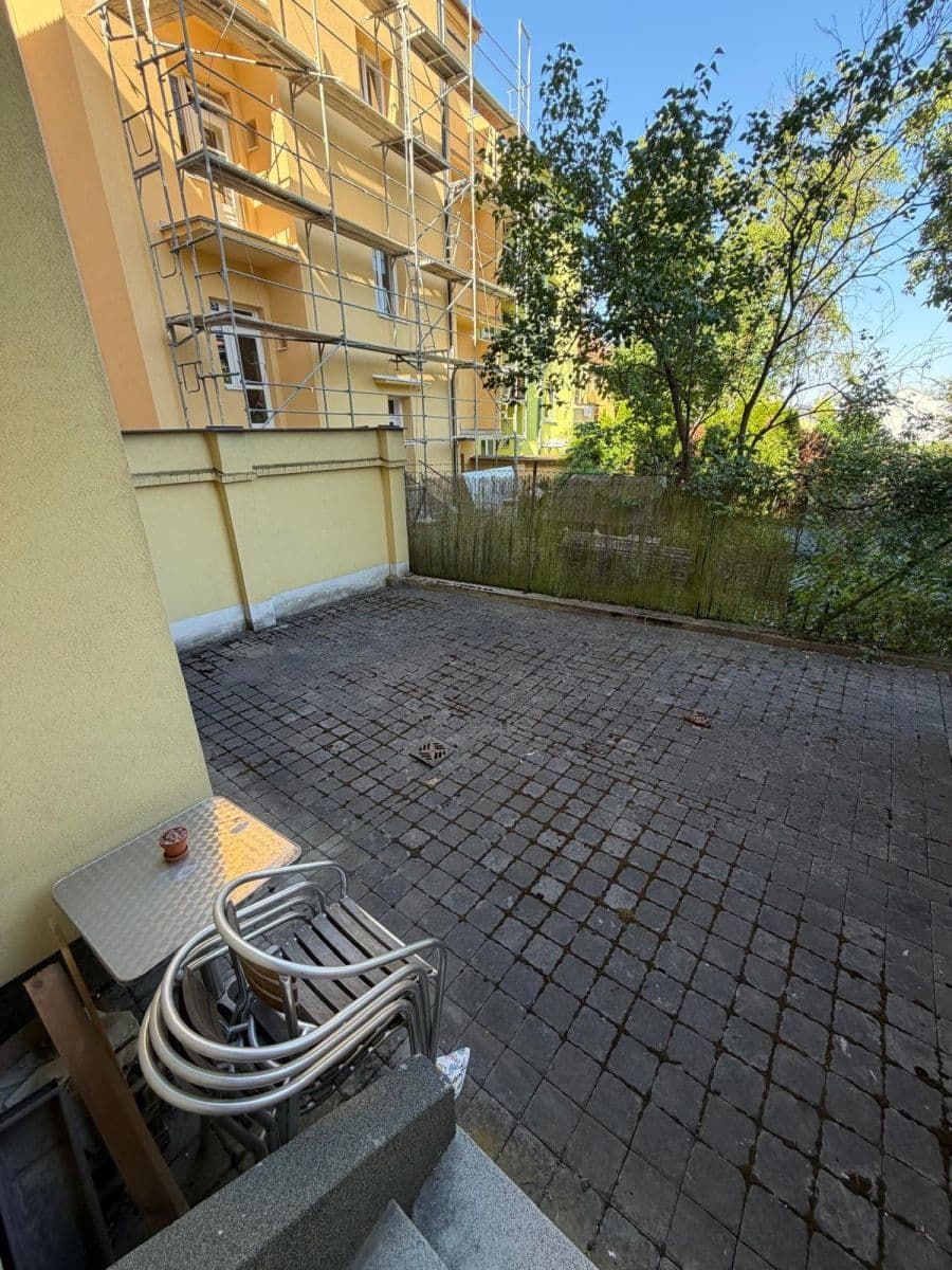 Pronájem bytu 2+kk 45 m², Došlíkova, Brno, Jihomoravský kraj Pronájem bytu 2+kk 45 m², Došlíkova, Brno, Jihomoravský kraj