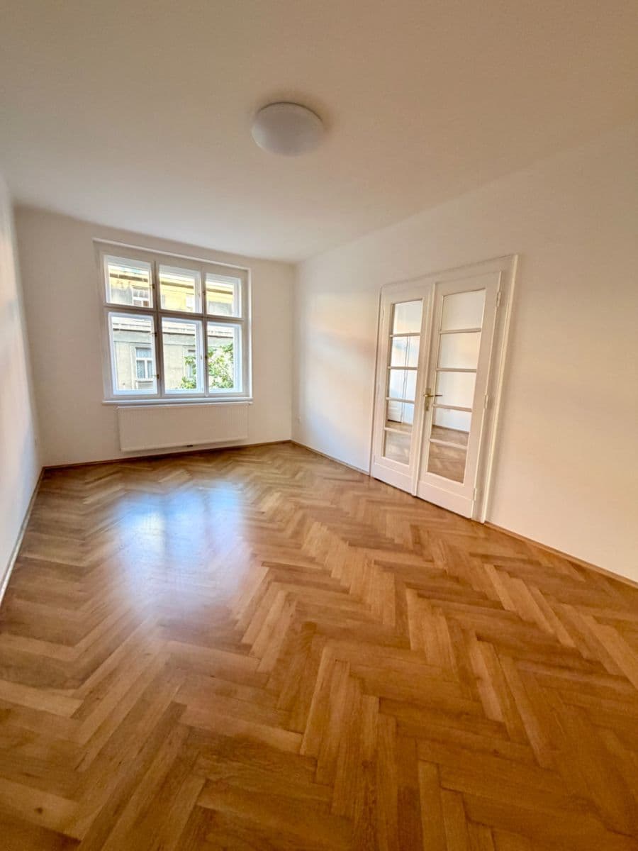 Pronájem bytu 3+kk 85 m², Uralská, Praha, Praha Pronájem bytu 3+kk 85 m², Uralská, Praha, Praha