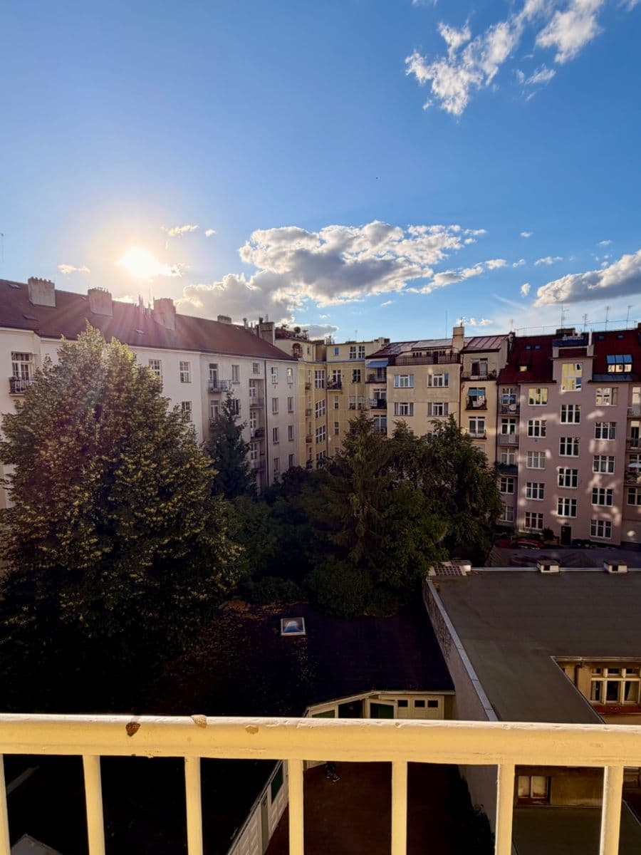 Pronájem bytu 3+kk 85 m², Uralská, Praha, Praha Pronájem bytu 3+kk 85 m², Uralská, Praha, Praha