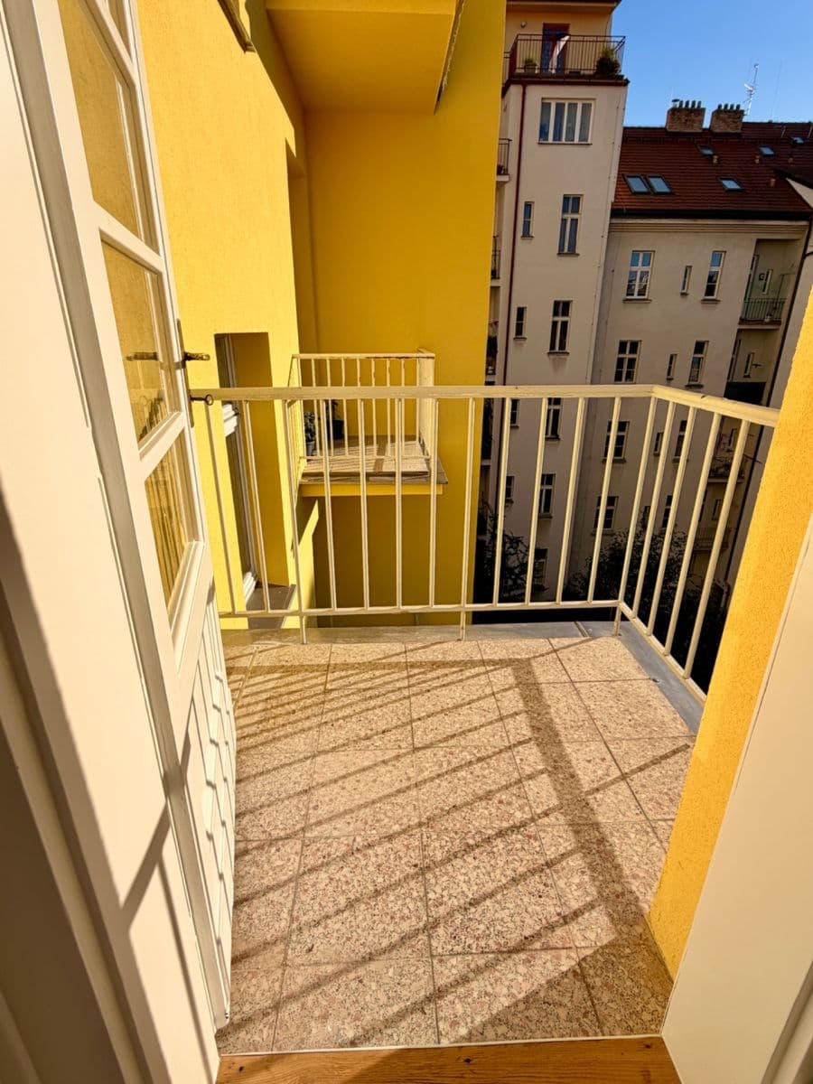 Pronájem bytu 3+kk 85 m², Uralská, Praha, Praha Pronájem bytu 3+kk 85 m², Uralská, Praha, Praha