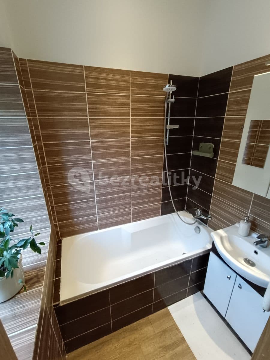 Pronájem bytu 1+kk 25 m², U Pergamenky, Praha, Praha Pronájem bytu 1+kk 25 m², U Pergamenky, Praha, Praha