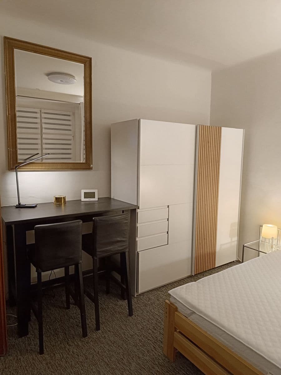 Pronájem bytu 1+kk 25 m², U Pergamenky, Praha, Praha Pronájem bytu 1+kk 25 m², U Pergamenky, Praha, Praha