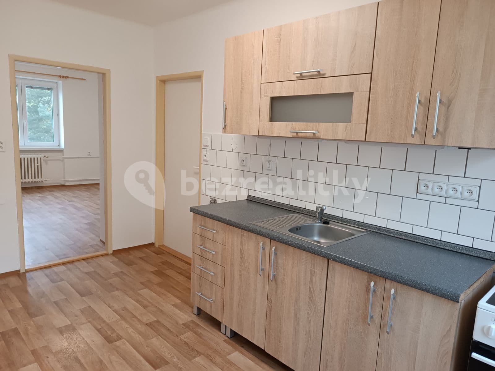 Pronájem bytu 2+1 56 m², Myslbekova, Olomouc, Olomoucký kraj Pronájem bytu 2+1 56 m², Myslbekova, Olomouc, Olomoucký kraj