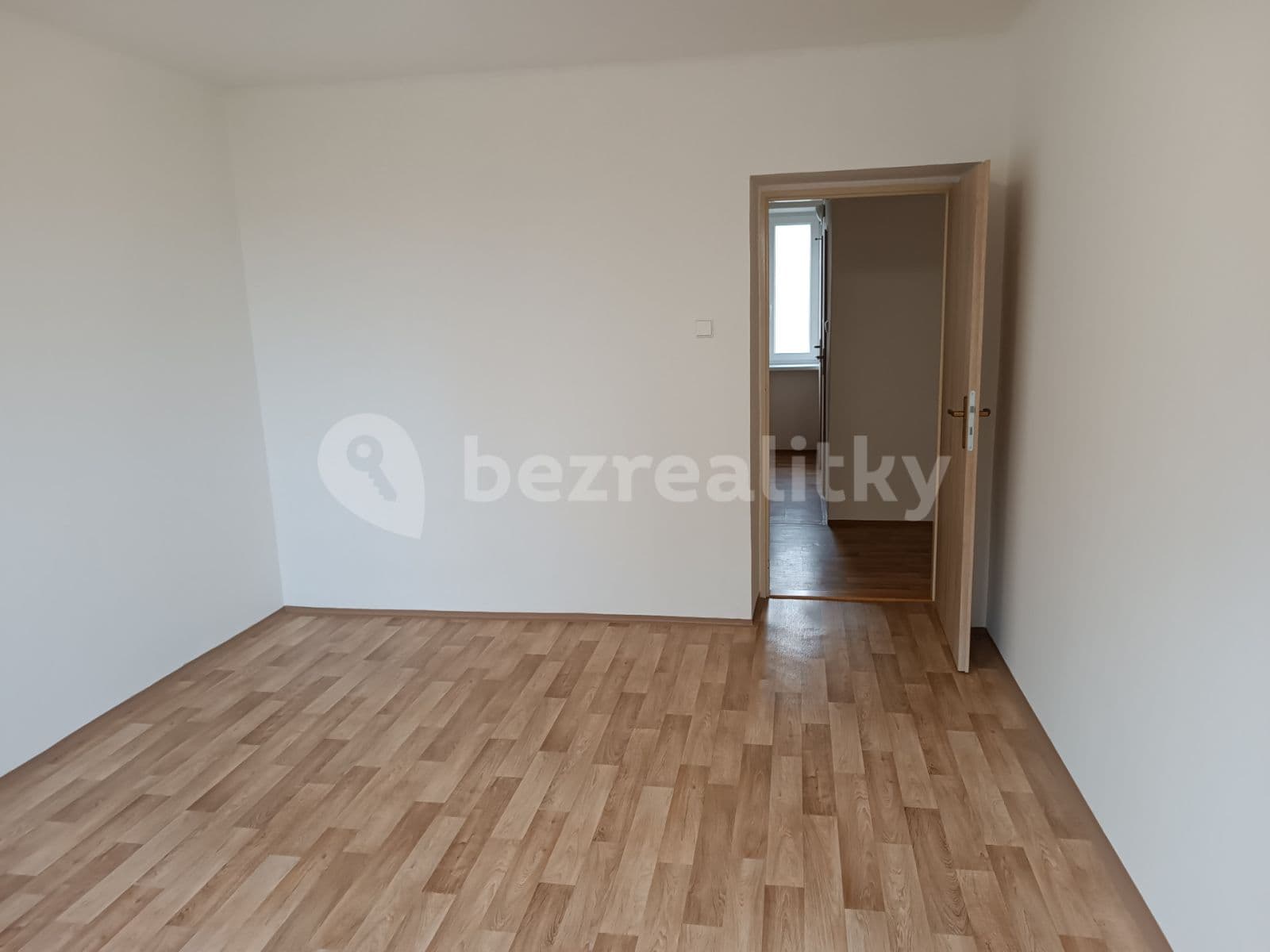 Pronájem bytu 2+1 56 m², Myslbekova, Olomouc, Olomoucký kraj Pronájem bytu 2+1 56 m², Myslbekova, Olomouc, Olomoucký kraj