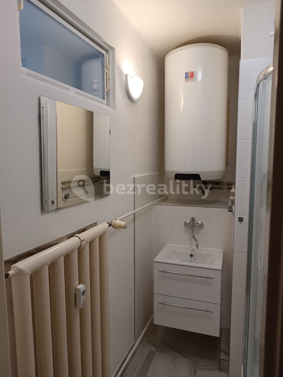 Pronájem bytu 2+1 56 m², Myslbekova, Olomouc, Olomoucký kraj Pronájem bytu 2+1 56 m², Myslbekova, Olomouc, Olomoucký kraj