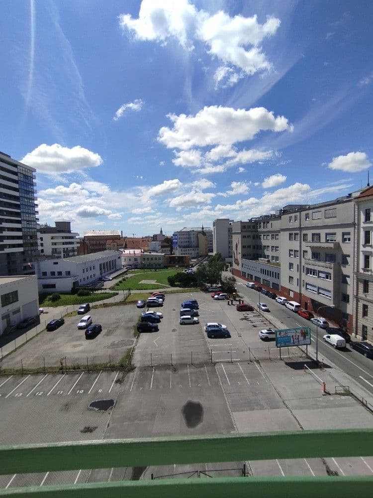 Pronájem bytu 1+kk 25 m², Bratislavská, Brno, Jihomoravský kraj Pronájem bytu 1+kk 25 m², Bratislavská, Brno, Jihomoravský kraj