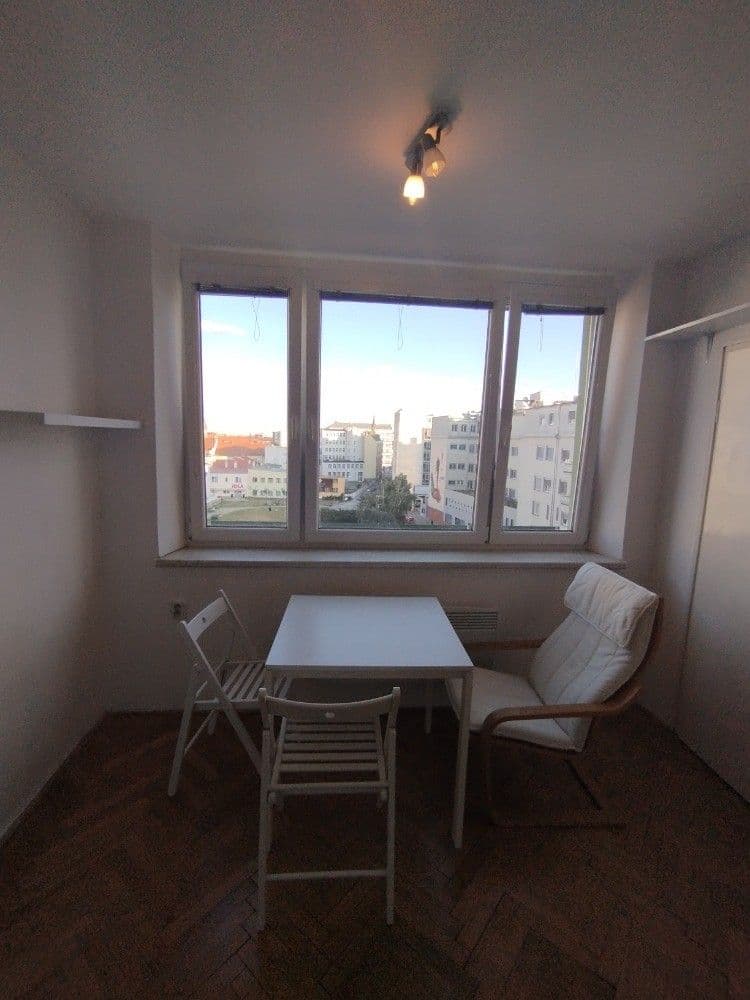 Pronájem bytu 1+kk 25 m², Bratislavská, Brno, Jihomoravský kraj Pronájem bytu 1+kk 25 m², Bratislavská, Brno, Jihomoravský kraj
