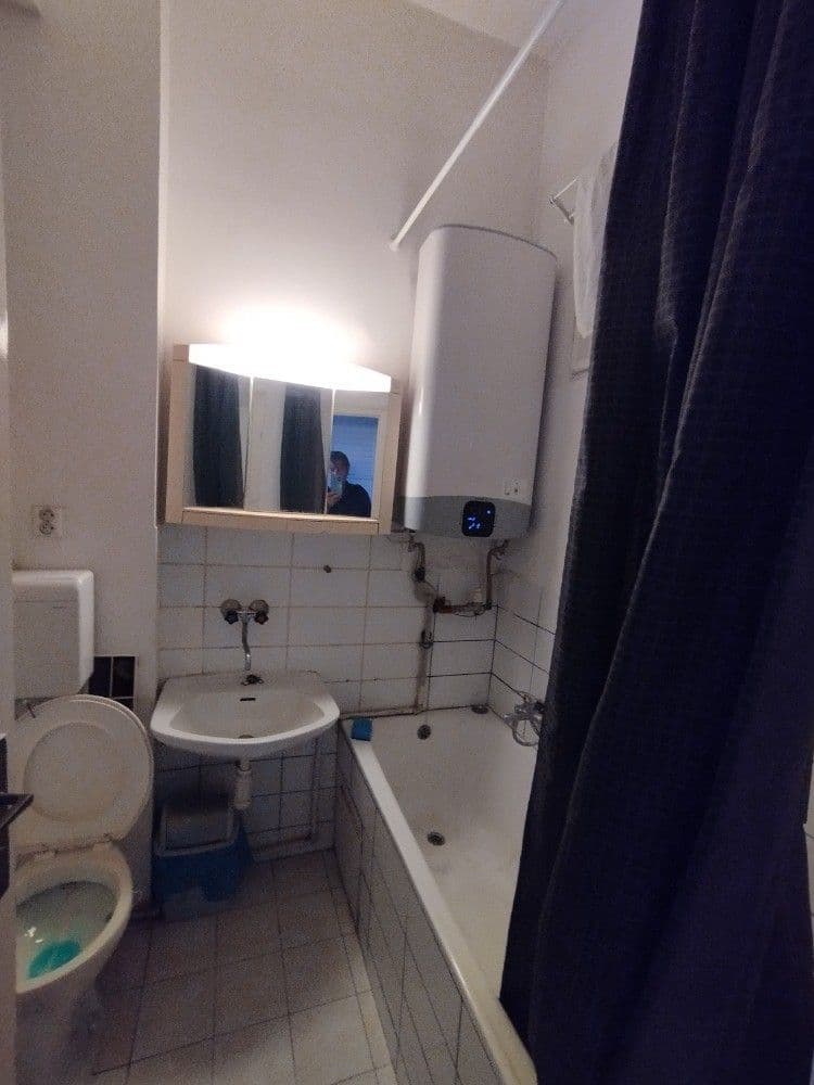 Pronájem bytu 1+kk 25 m², Bratislavská, Brno, Jihomoravský kraj Pronájem bytu 1+kk 25 m², Bratislavská, Brno, Jihomoravský kraj