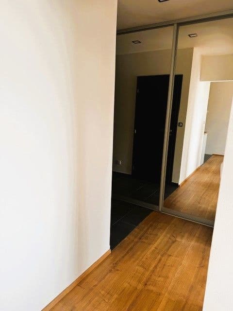 Pronájem bytu 2+kk 47 m², Karla Tájka, Brandýs nad Labem-Stará Boleslav, Středočeský kraj Pronájem bytu 2+kk 47 m², Karla Tájka, Brandýs nad Labem-Stará Boleslav, Středočeský kraj