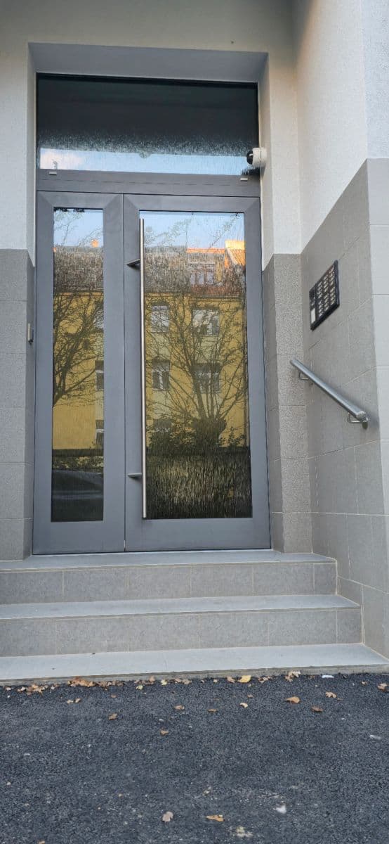 Pronájem bytu 1+kk 46 m², Zdařilá, Praha, Praha Pronájem bytu 1+kk 46 m², Zdařilá, Praha, Praha