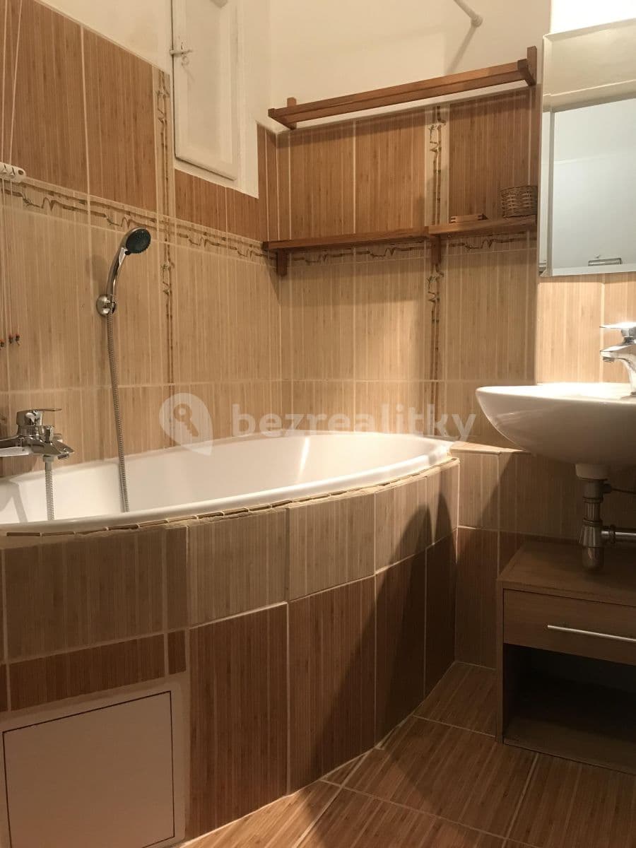 Pronájem bytu 1+1 42 m², Šrobárova, Praha, Praha Pronájem bytu 1+1 42 m², Šrobárova, Praha, Praha