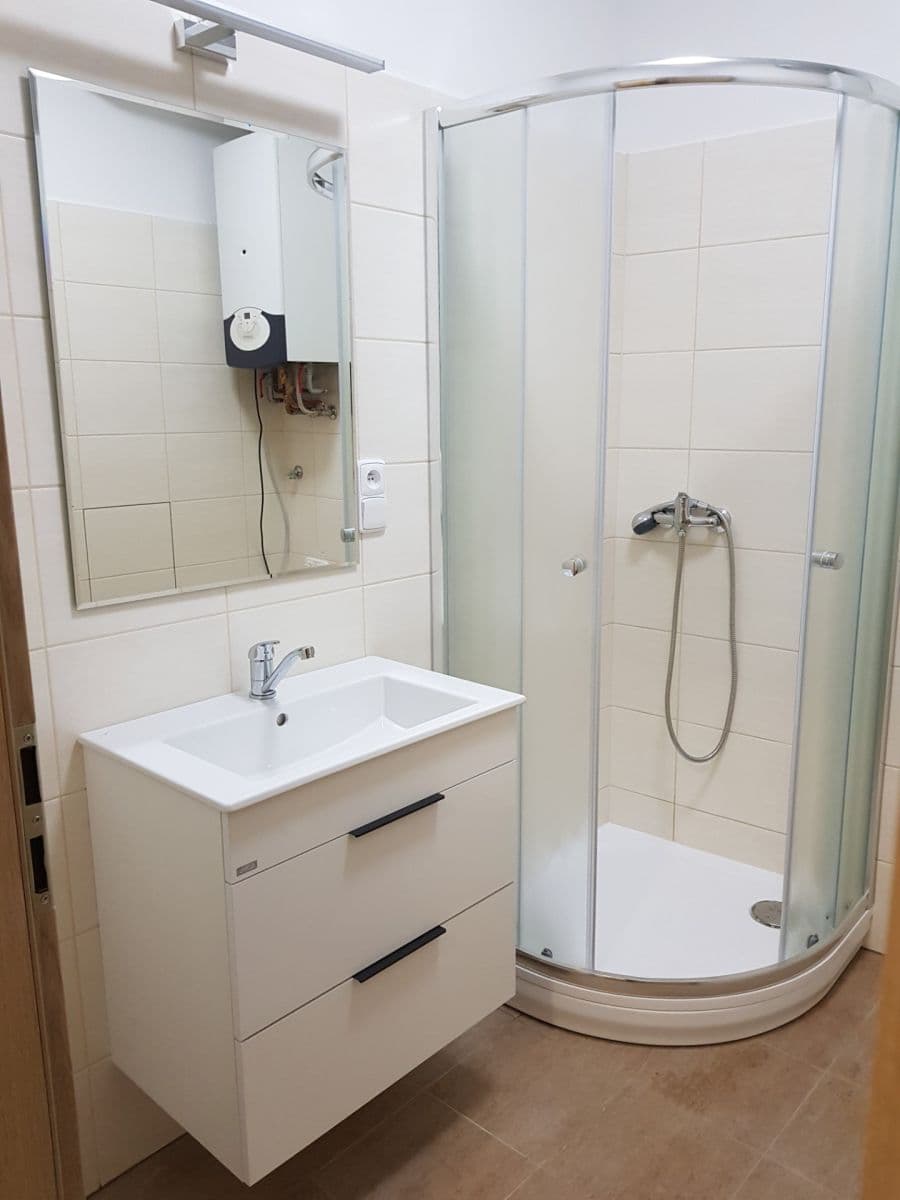 Pronájem bytu 2+1 53 m², Příční, Brno, Jihomoravský kraj Pronájem bytu 2+1 53 m², Příční, Brno, Jihomoravský kraj
