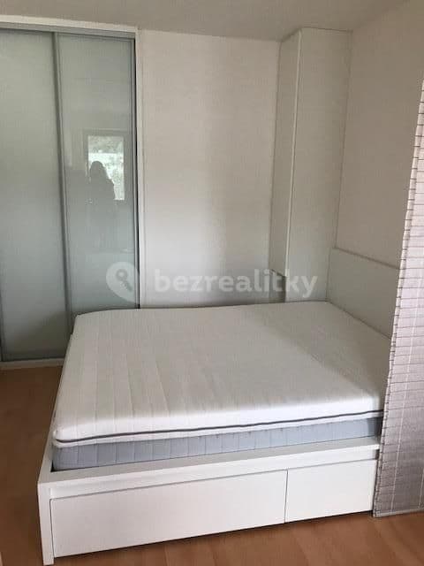 Pronájem bytu 1+kk 38 m², Plzeňská, Praha, Praha Pronájem bytu 1+kk 38 m², Plzeňská, Praha, Praha