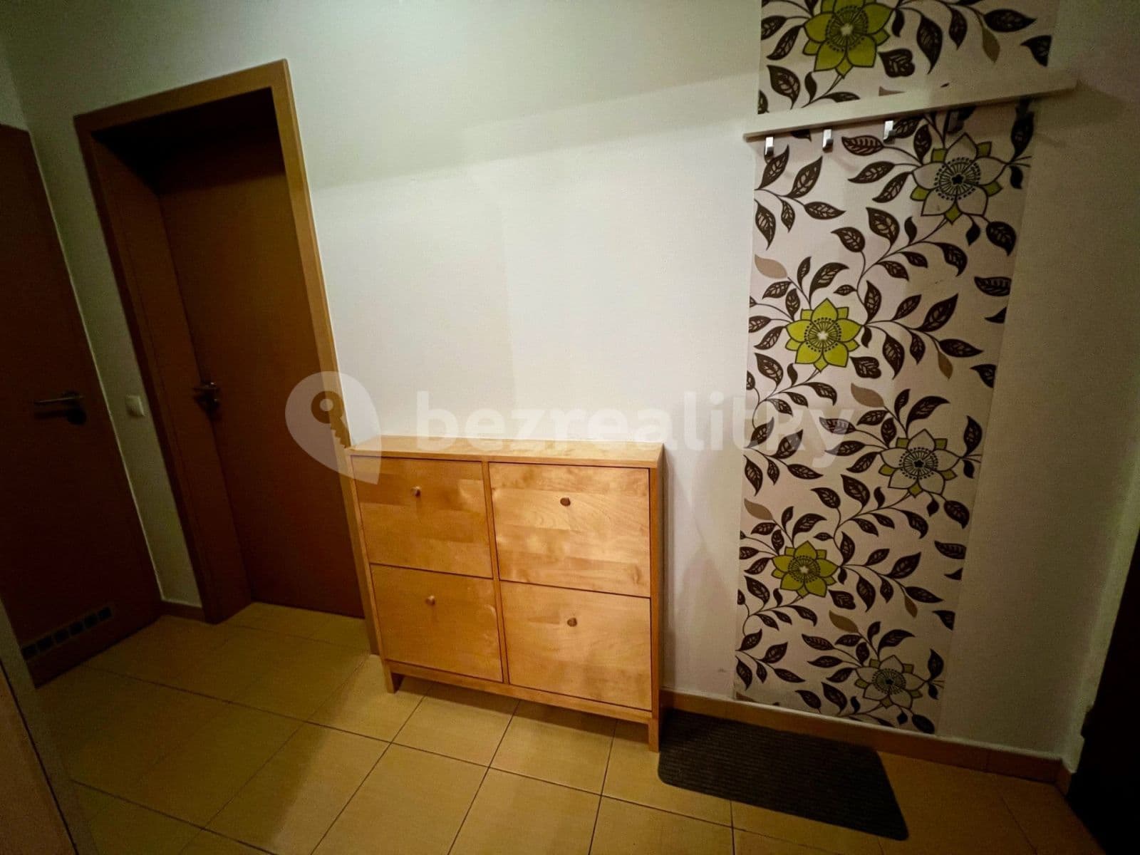 Pronájem bytu 1+kk 38 m², Plzeňská, Praha, Praha Pronájem bytu 1+kk 38 m², Plzeňská, Praha, Praha