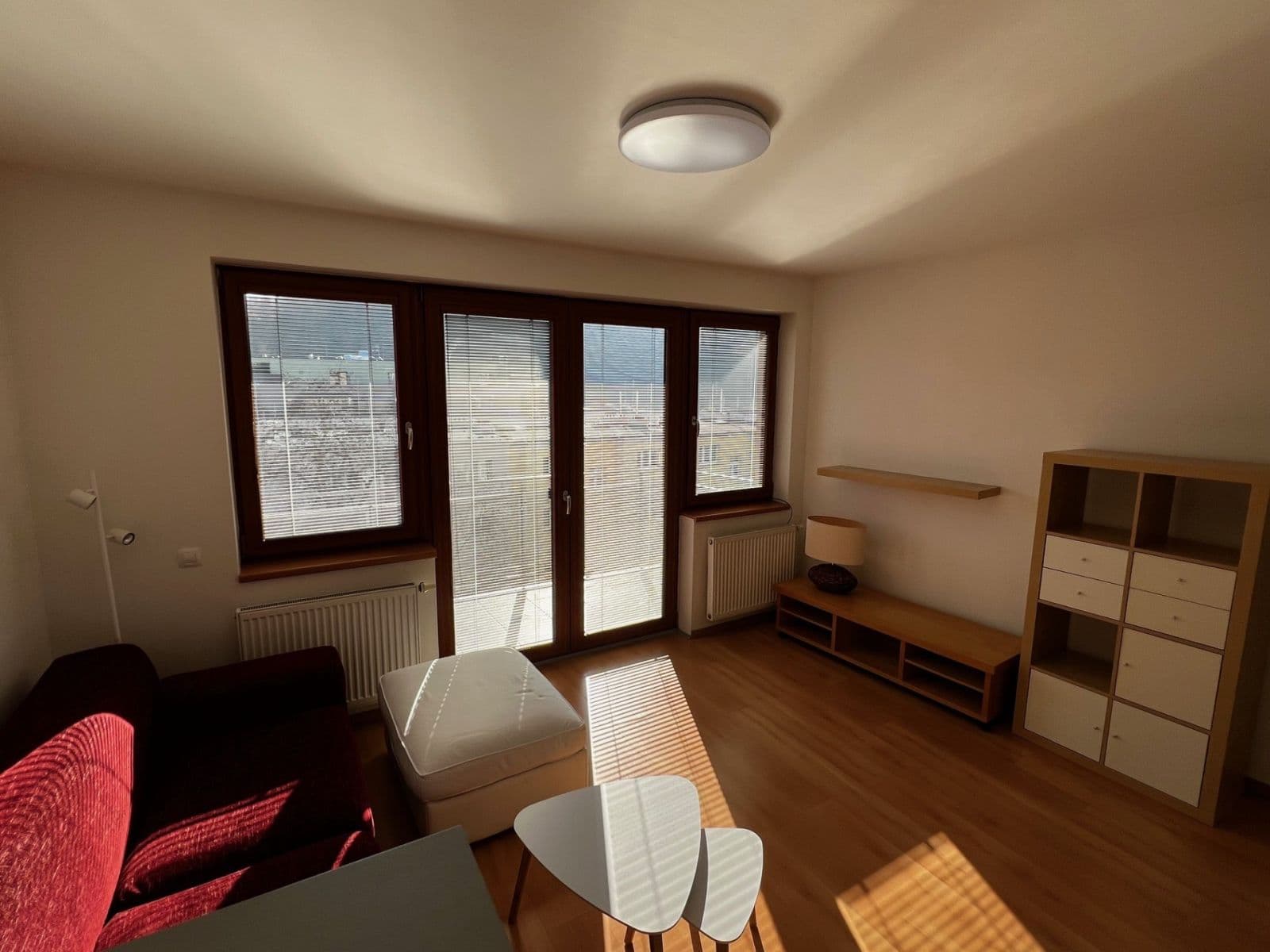 Pronájem bytu 1+kk 38 m², Plzeňská, Praha, Praha Pronájem bytu 1+kk 38 m², Plzeňská, Praha, Praha