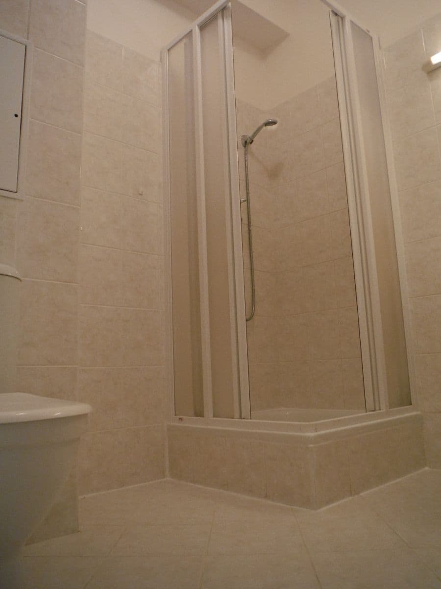 Prodej bytu 2+kk 46 m², Pelušková, Praha, Praha Prodej bytu 2+kk 46 m², Pelušková, Praha, Praha