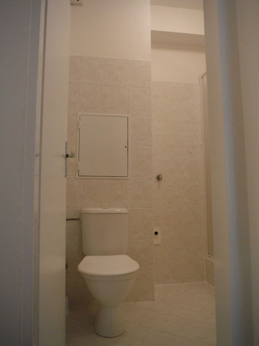 Prodej bytu 2+kk 46 m², Pelušková, Praha, Praha Prodej bytu 2+kk 46 m², Pelušková, Praha, Praha