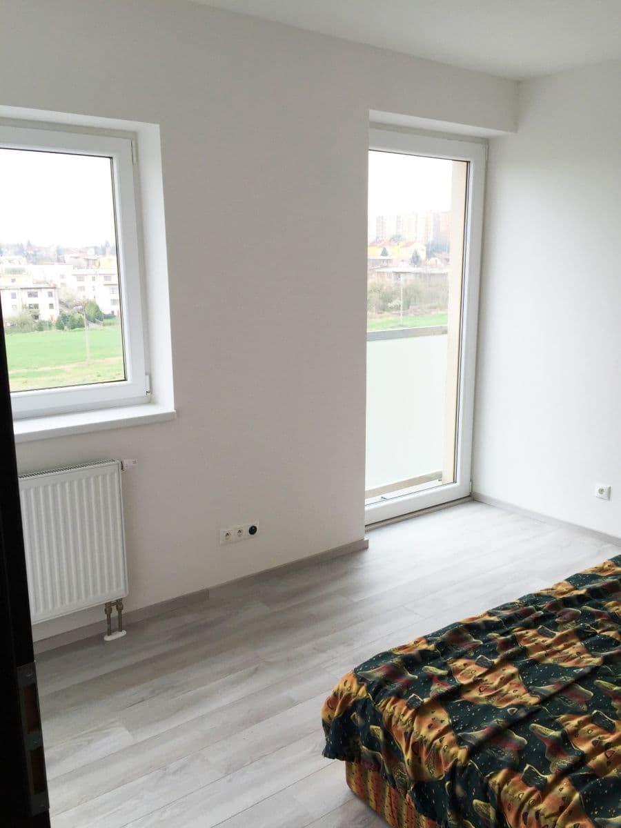 Pronájem bytu 2+kk 57 m², U Velkého rybníka, Plzeň, Plzeňský kraj Pronájem bytu 2+kk 57 m², U Velkého rybníka, Plzeň, Plzeňský kraj