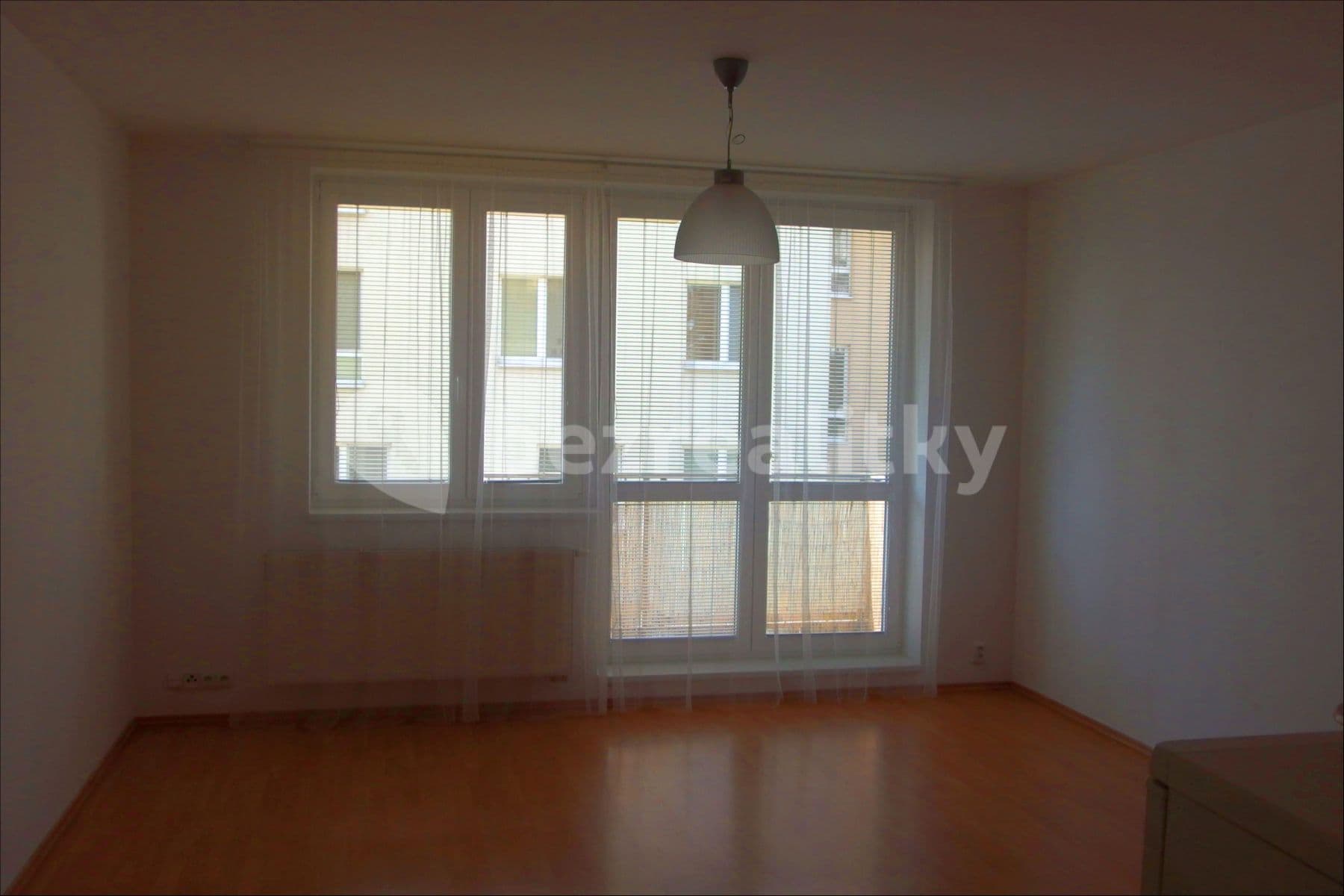 Pronájem bytu 1+kk 35 m², Nadační, Brno, Jihomoravský kraj Pronájem bytu 1+kk 35 m², Nadační, Brno, Jihomoravský kraj