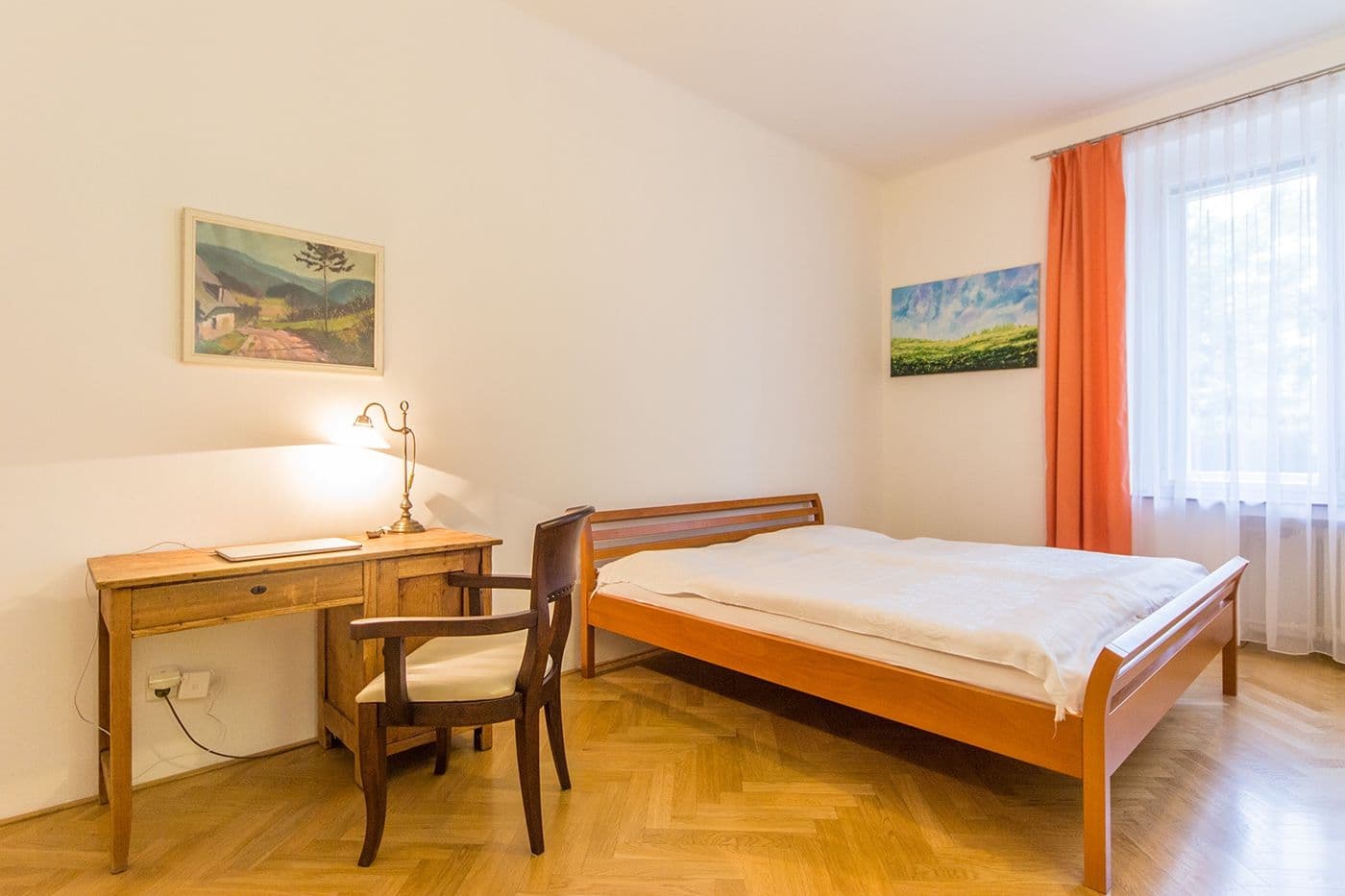 Pronájem bytu 2+1 72 m², Náměstí Jiřího z Lobkovic, Praha, Praha Pronájem bytu 2+1 72 m², Náměstí Jiřího z Lobkovic, Praha, Praha