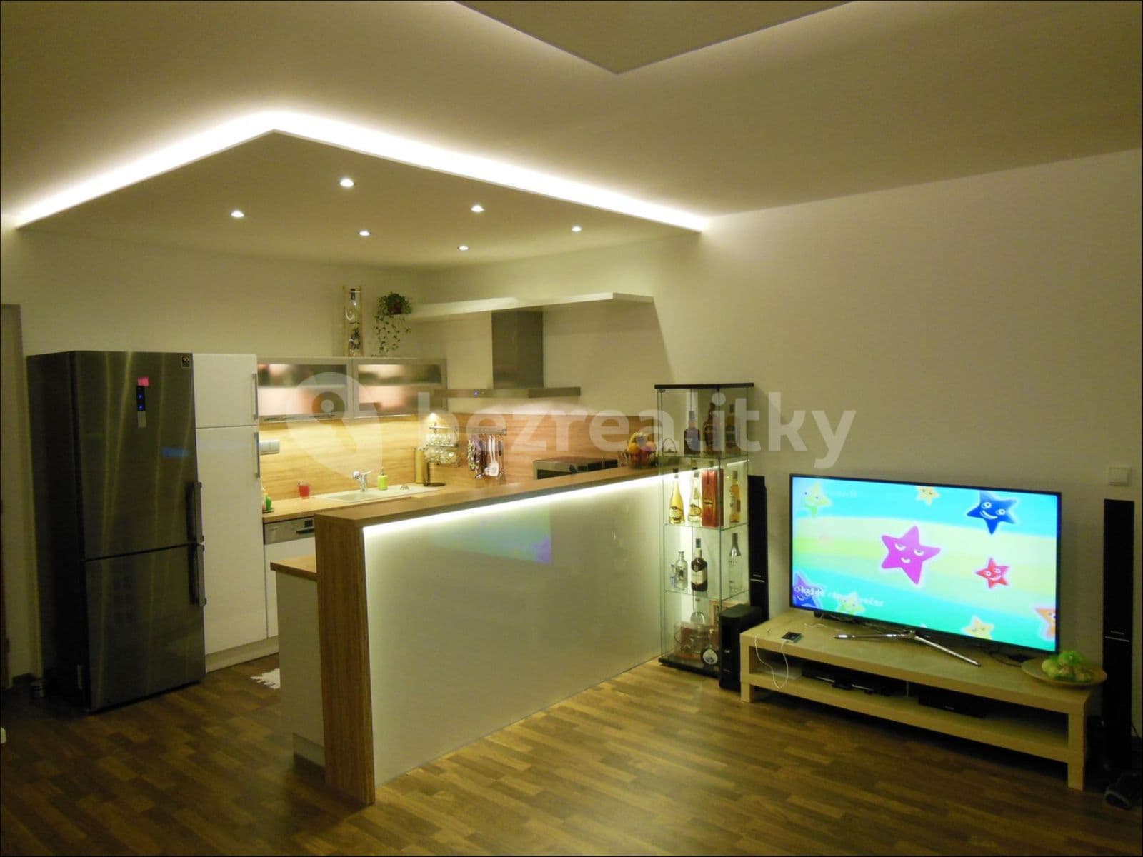Pronájem bytu 2+kk 63 m², Mirešická, Jinočany, Středočeský kraj Pronájem bytu 2+kk 63 m², Mirešická, Jinočany, Středočeský kraj