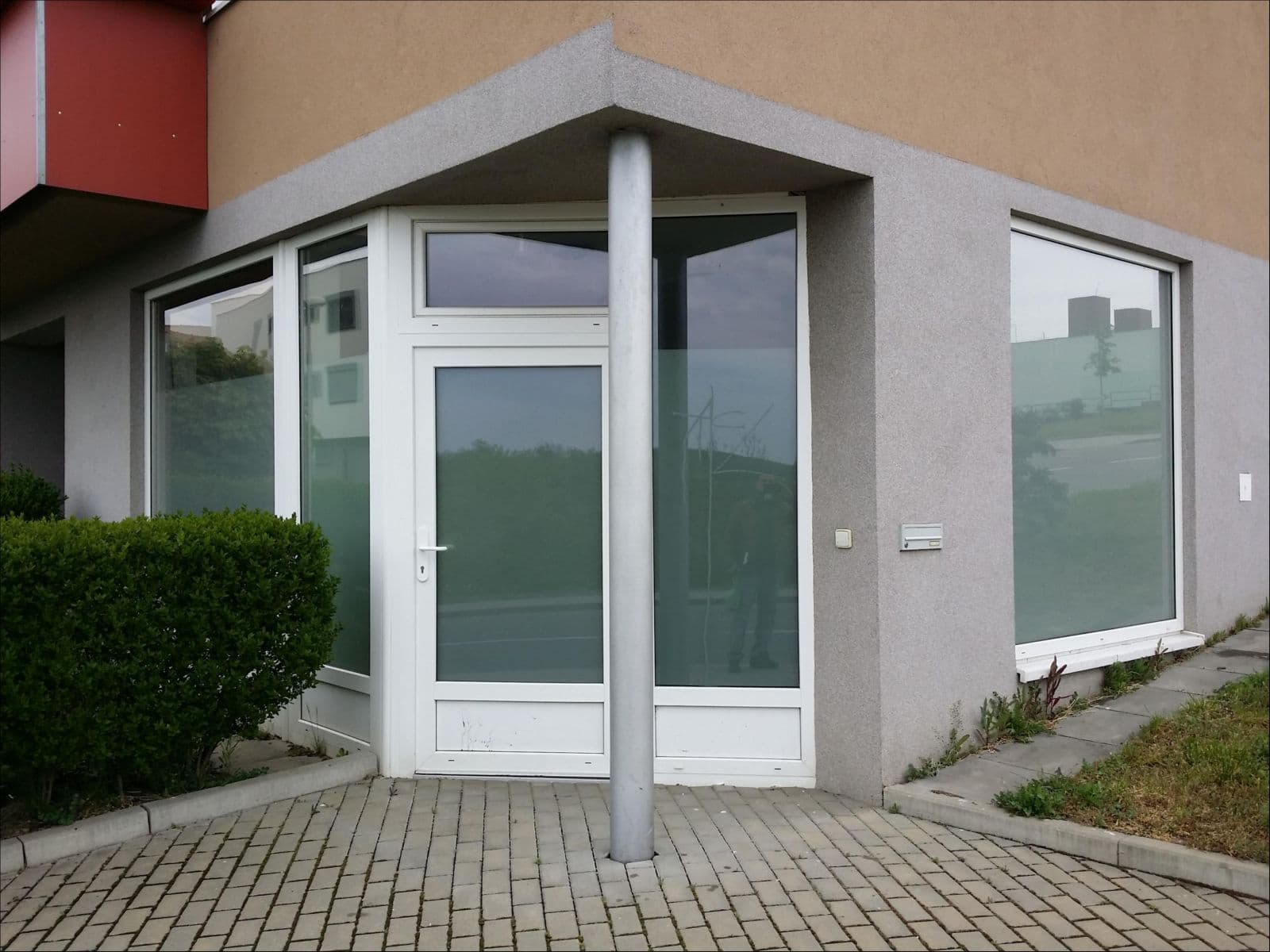 Pronájem nebytového prostoru 75 m², Hvozdecká, Brno, Jihomoravský kraj Pronájem nebytového prostoru 75 m², Hvozdecká, Brno, Jihomoravský kraj