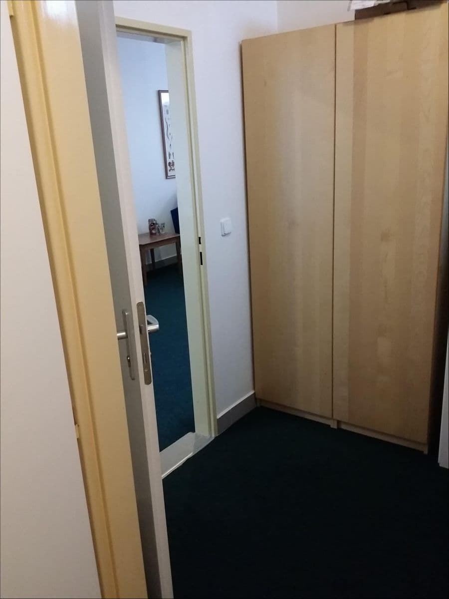 Pronájem nebytového prostoru 75 m², Hvozdecká, Brno, Jihomoravský kraj Pronájem nebytového prostoru 75 m², Hvozdecká, Brno, Jihomoravský kraj