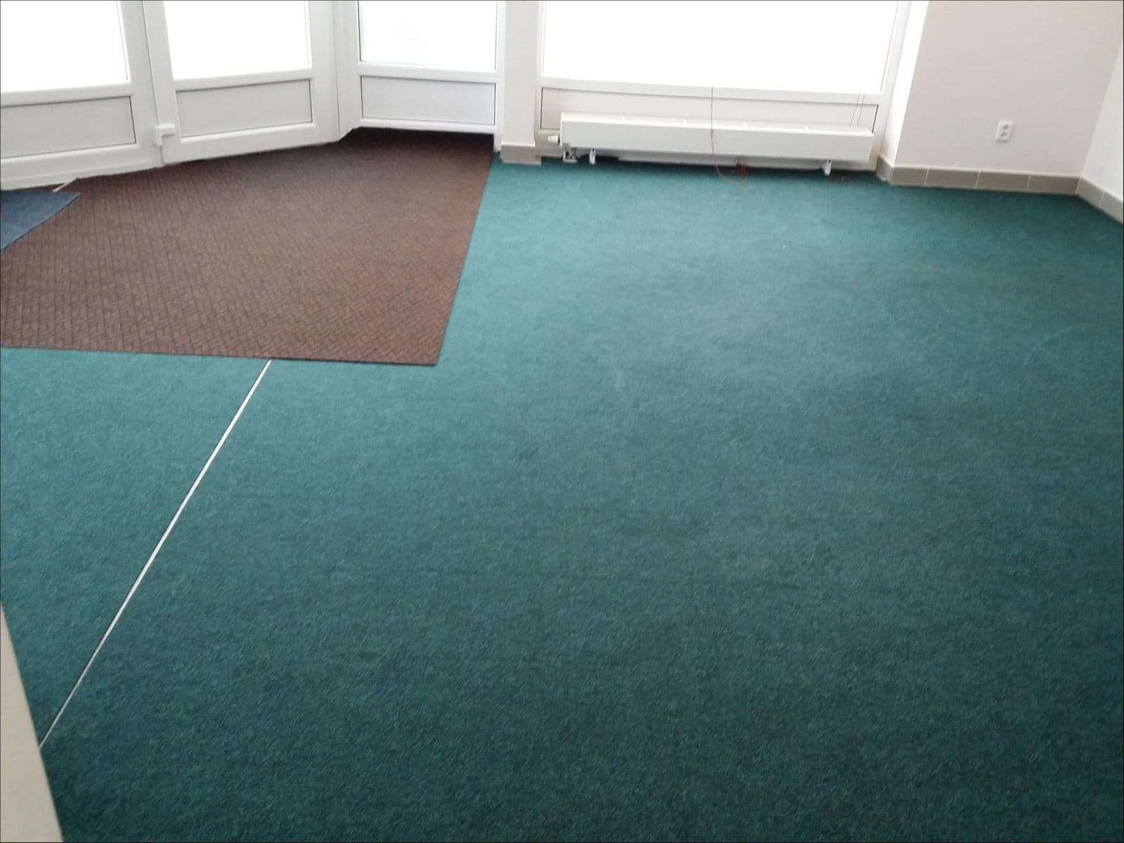 Pronájem nebytového prostoru 75 m², Hvozdecká, Brno, Jihomoravský kraj Pronájem nebytového prostoru 75 m², Hvozdecká, Brno, Jihomoravský kraj