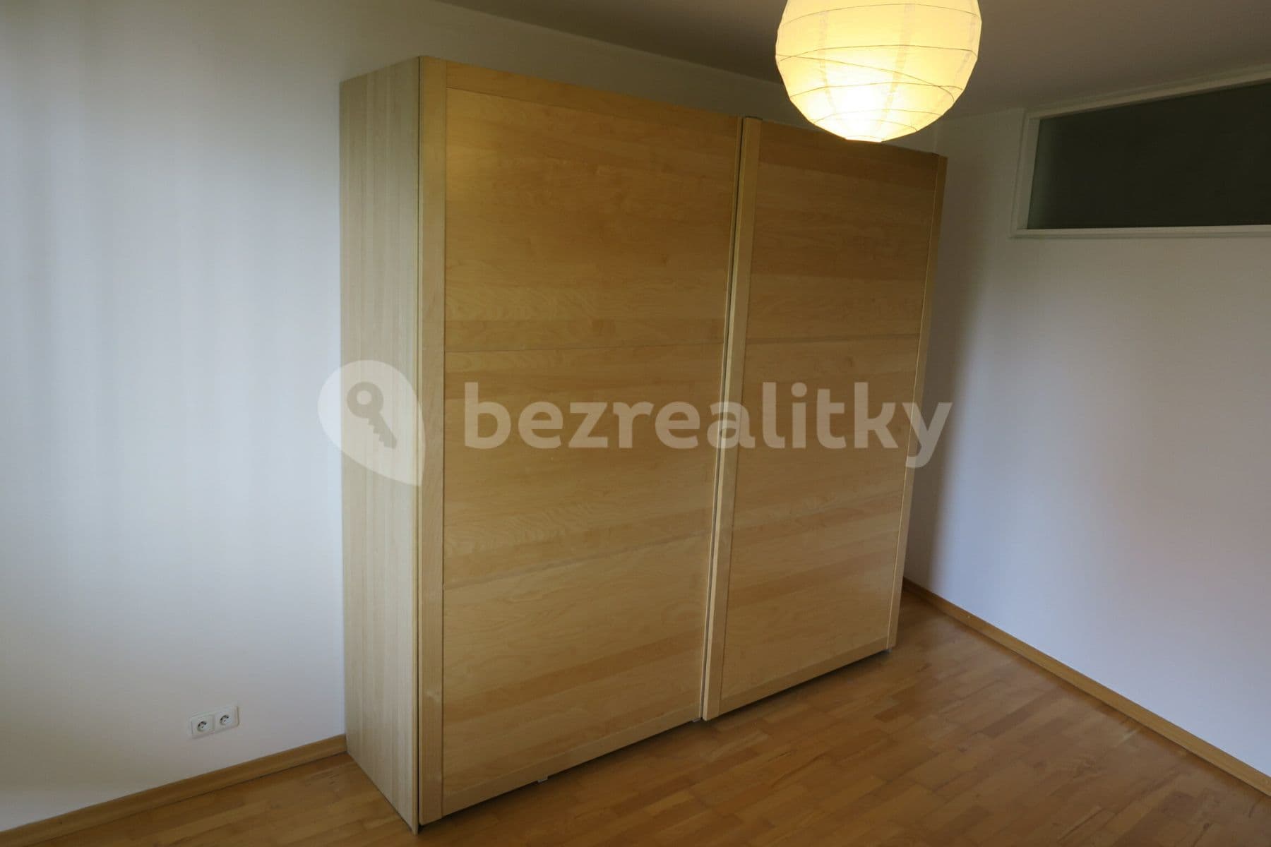Pronájem bytu 2+kk 65 m², Irská, Praha, Praha Pronájem bytu 2+kk 65 m², Irská, Praha, Praha
