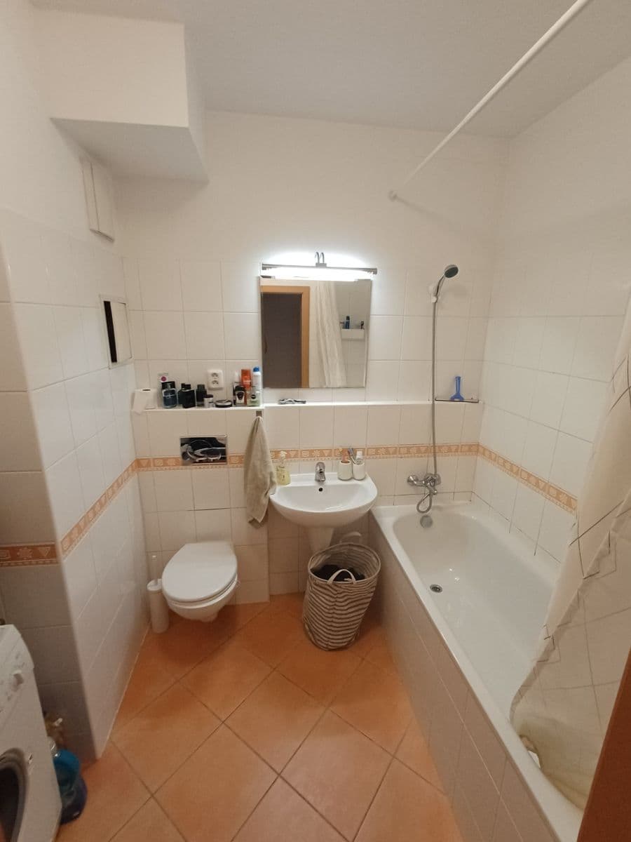 Pronájem bytu 1+kk 30 m², Merhoutova, Praha, Praha Pronájem bytu 1+kk 30 m², Merhoutova, Praha, Praha