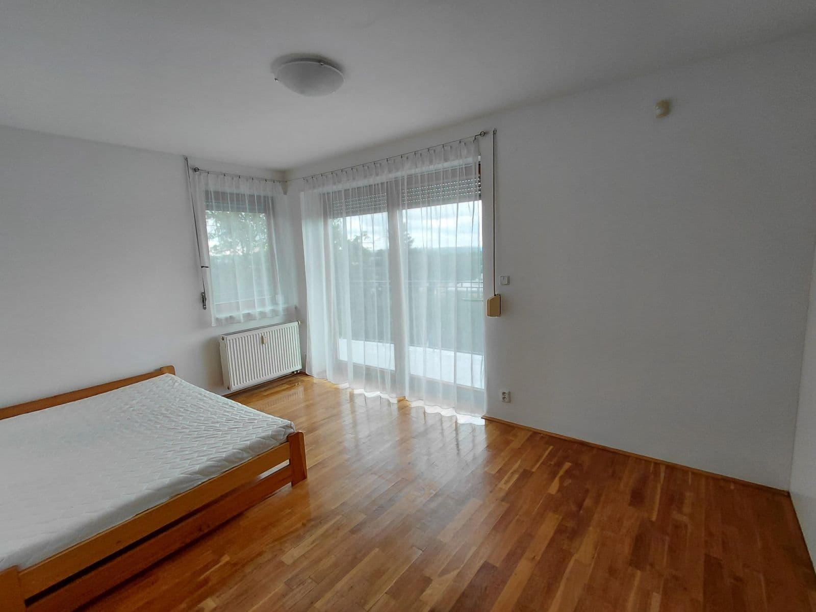 Pronájem bytu 3+kk 87 m², Kubišova, Praha, Praha Pronájem bytu 3+kk 87 m², Kubišova, Praha, Praha