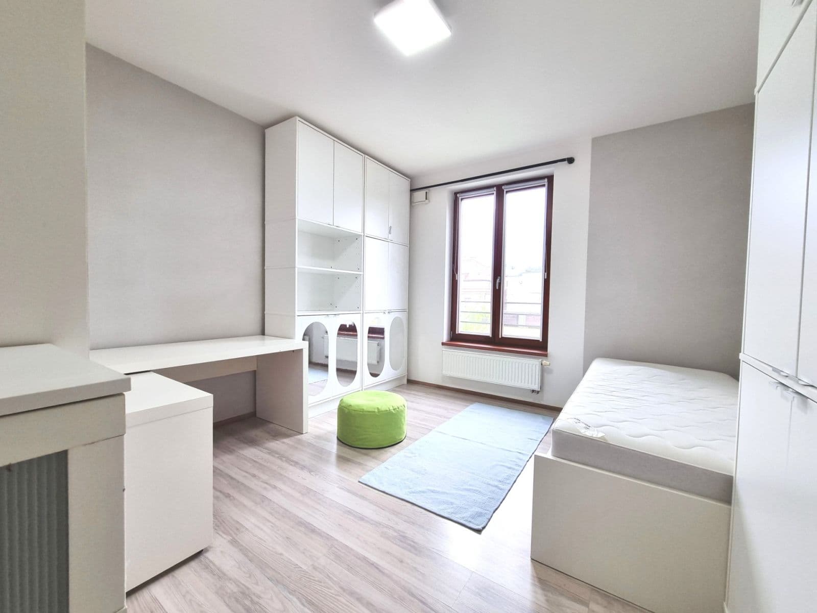 Pronájem bytu 3+kk 92 m², K Náhonu, Praha, Praha Pronájem bytu 3+kk 92 m², K Náhonu, Praha, Praha