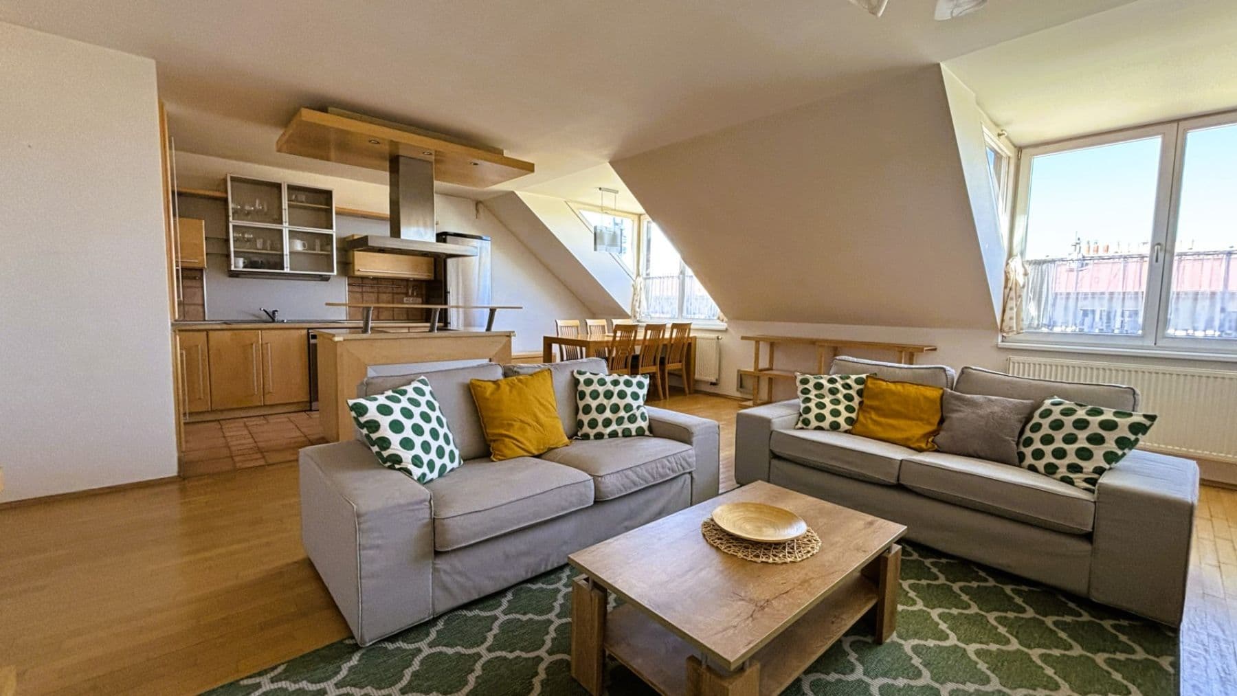 Pronájem bytu 5+kk 240 m², Přemyslovská, Praha, Praha Pronájem bytu 5+kk 240 m², Přemyslovská, Praha, Praha