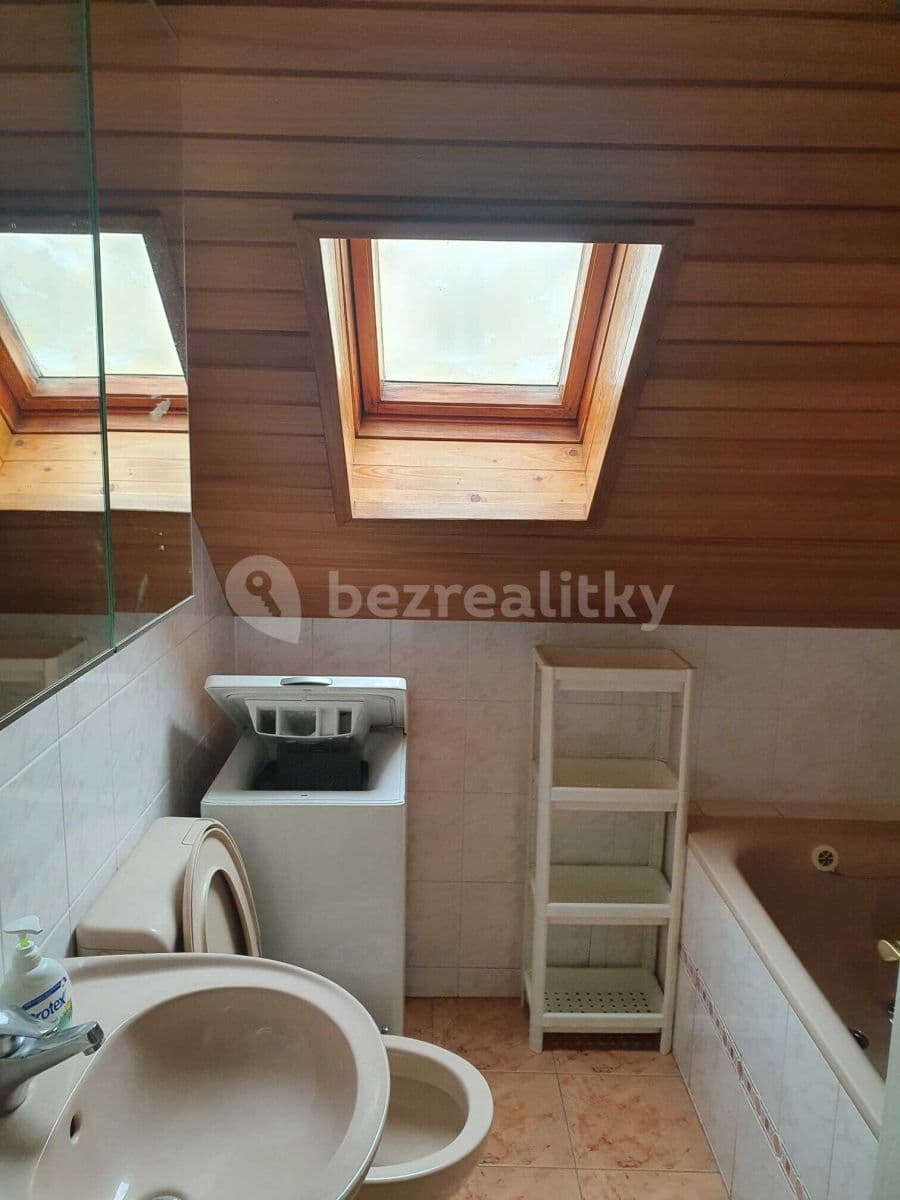 Pronájem bytu 1+1 33 m², Moravská, Karlovy Vary, Karlovarský kraj Pronájem bytu 1+1 33 m², Moravská, Karlovy Vary, Karlovarský kraj