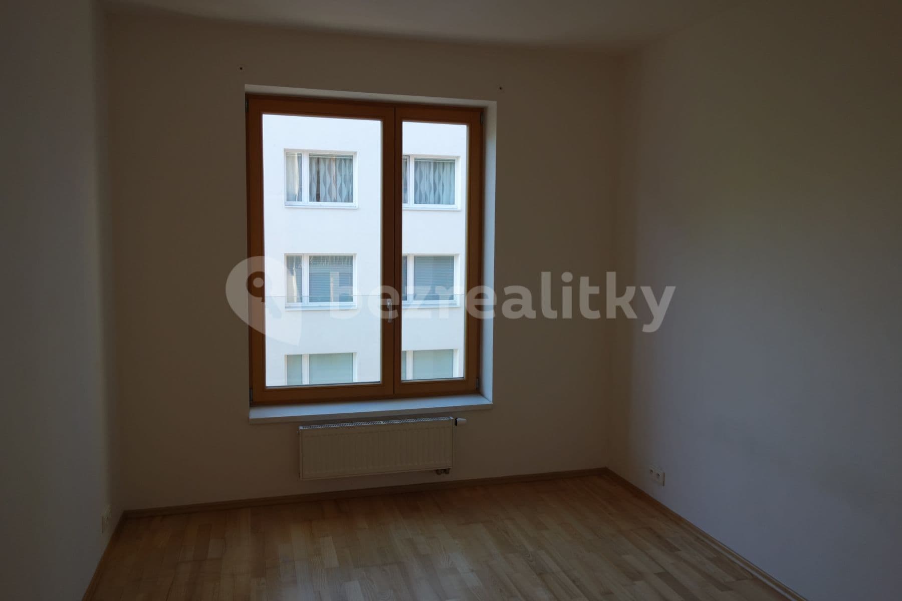 Pronájem bytu 2+kk 55 m², Jeseniova, Praha, Praha Pronájem bytu 2+kk 55 m², Jeseniova, Praha, Praha