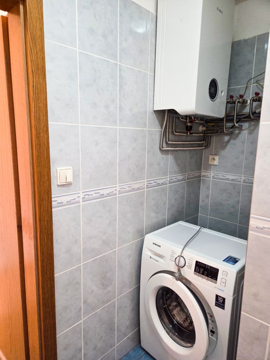 Pronájem bytu 2+kk 55 m², Jeseniova, Praha, Praha Pronájem bytu 2+kk 55 m², Jeseniova, Praha, Praha